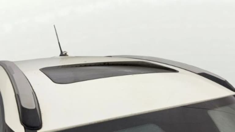 2021 Tata NEXON XM SUNROOF PETROL, Petrol, Manual, 53,434 km, Moonroof/ Sunroof