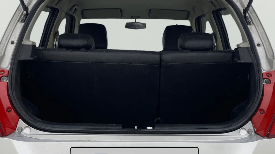 2014 Maruti Swift VXI, Petrol, Manual, 52,514 km, Boot Inside