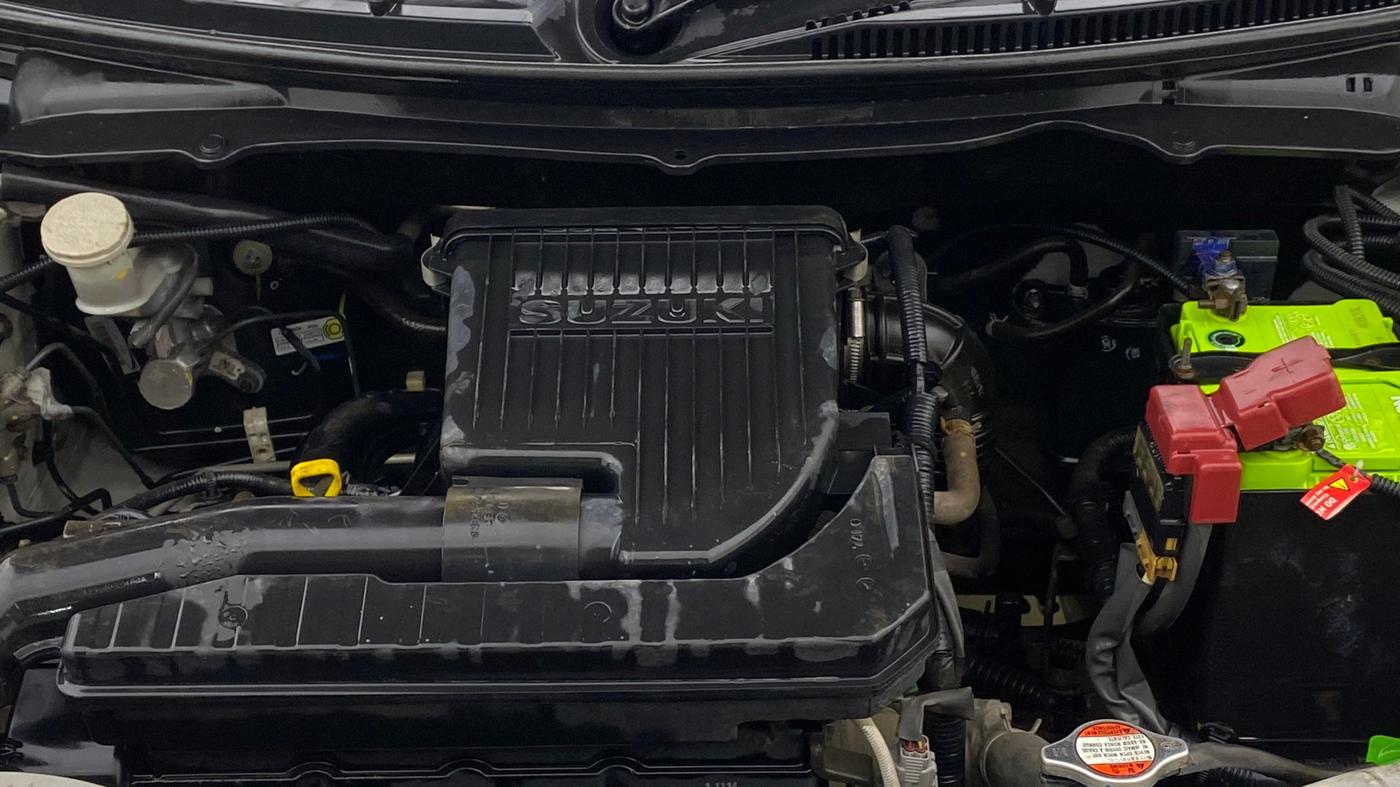 2014 Maruti Swift VXI, Petrol, Manual, 52,514 km, Engine View