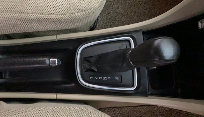 2016 Maruti Ciaz ZXI+ AT, Petrol, Automatic, 1,17,673 km, Gear Lever