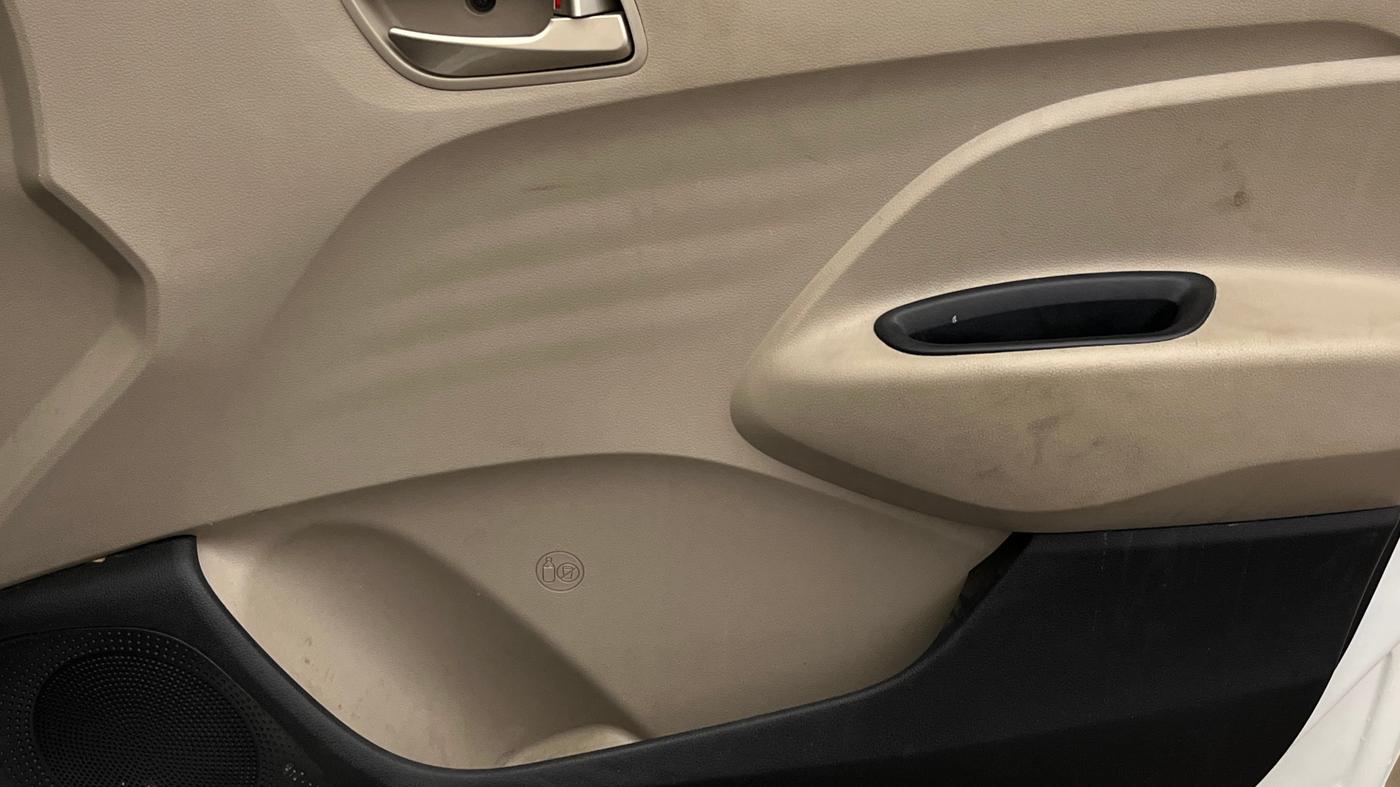 2019 Hyundai NEW SANTRO SPORTZ CNG, CNG, Manual, 87,347 km, Driver Side Door Panels Control