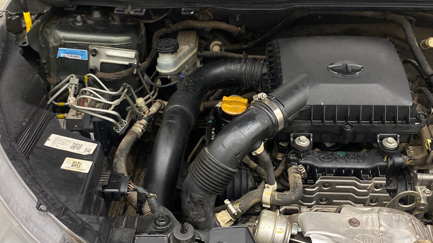 2022 Tata NEXON XM PETROL, Petrol, Manual, 1,47,104 km, Engine View - Right