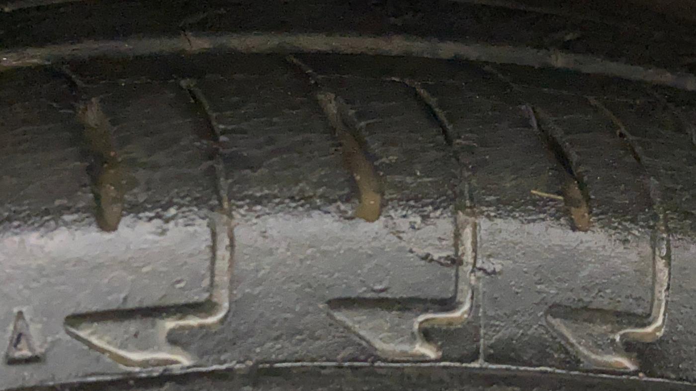 2020 Maruti IGNIS SIGMA 1.2, Petrol, Manual, 25,307 km, Left Front Tyre Tread