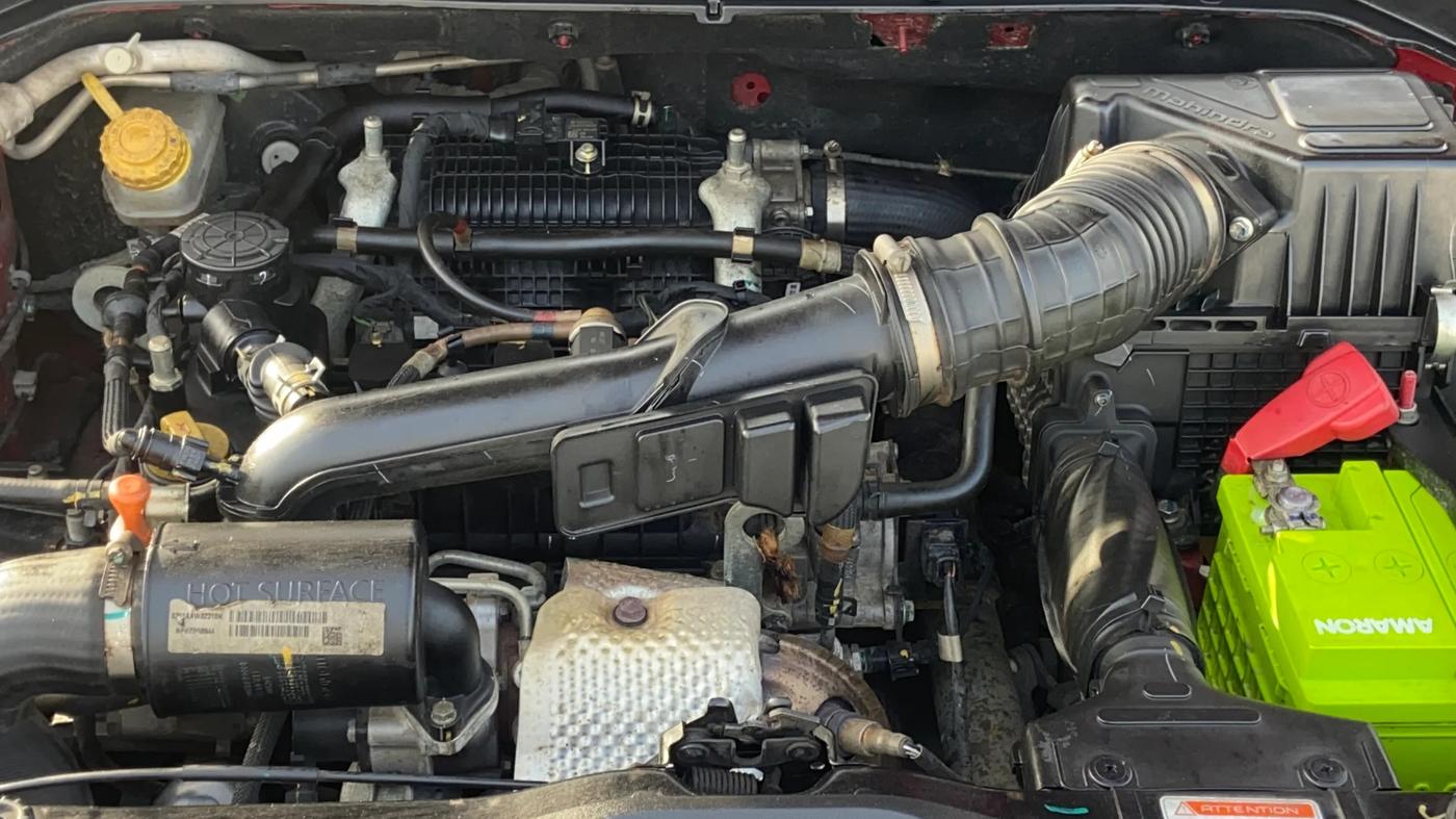 2024 Mahindra XUV300 W4 1.2 PETROL, Petrol, Manual, 49,468 km, Engine View