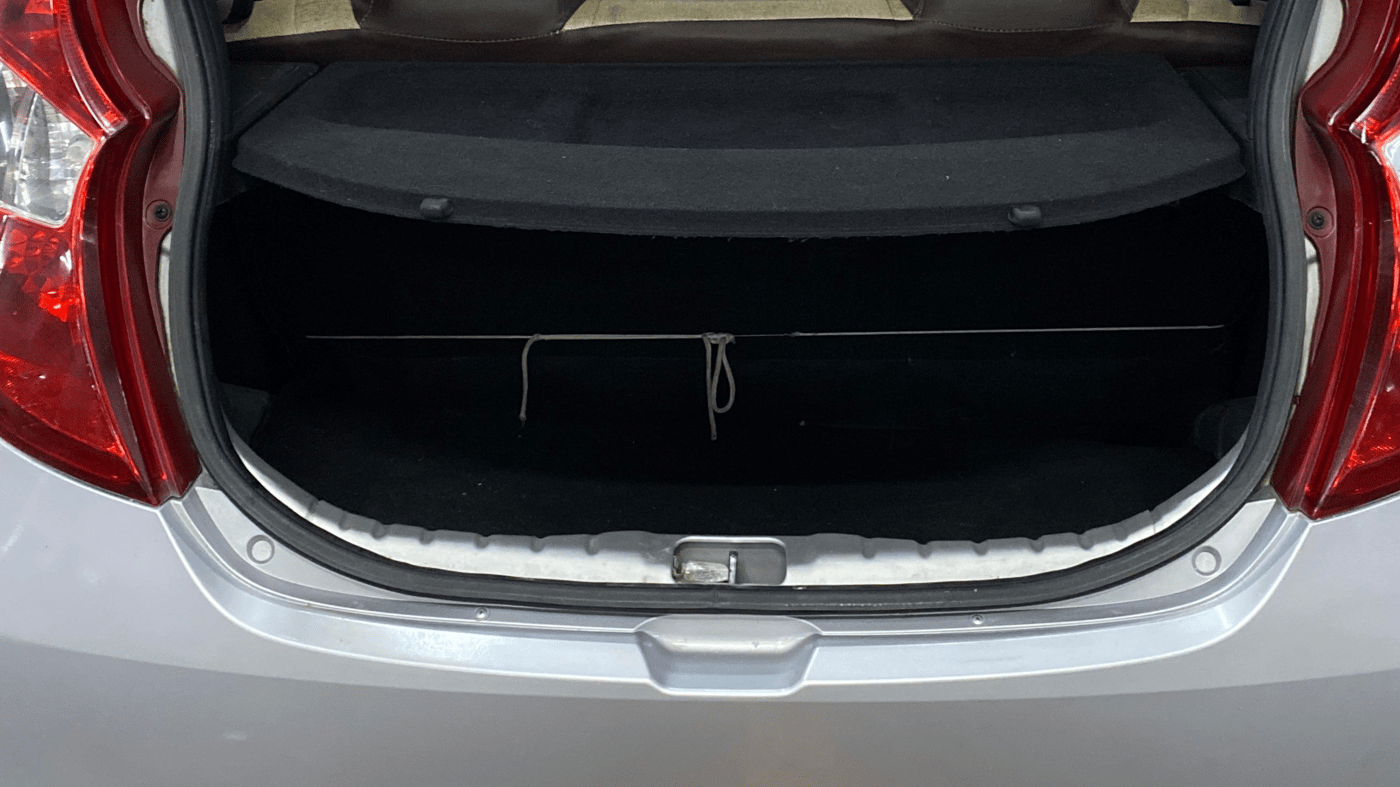 2016 Hyundai Eon MAGNA +, Petrol, Manual, 61,315 km, Boot Inside
