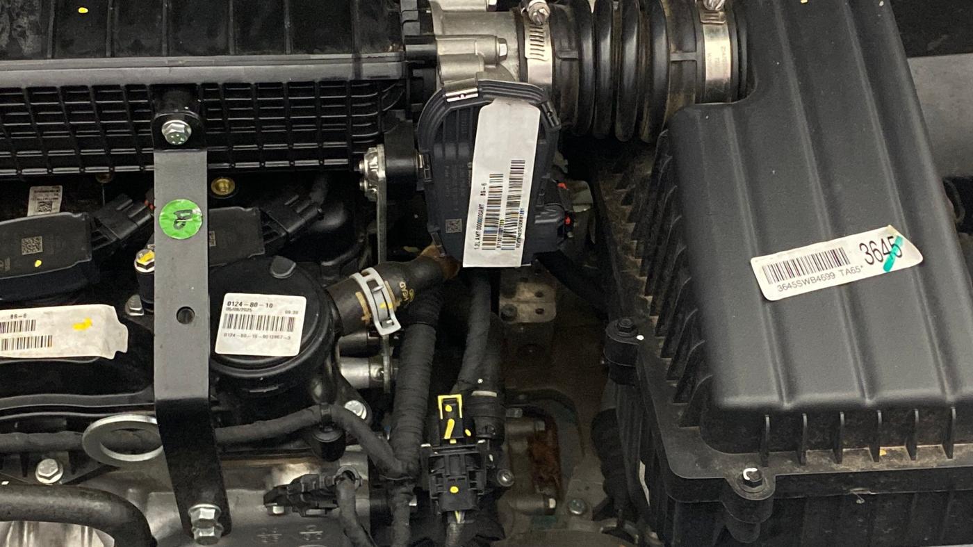 2025 Tata PUNCH Accomplished Plus (S) AMT, Petrol, Automatic, 12,391 km, Engine View - Left