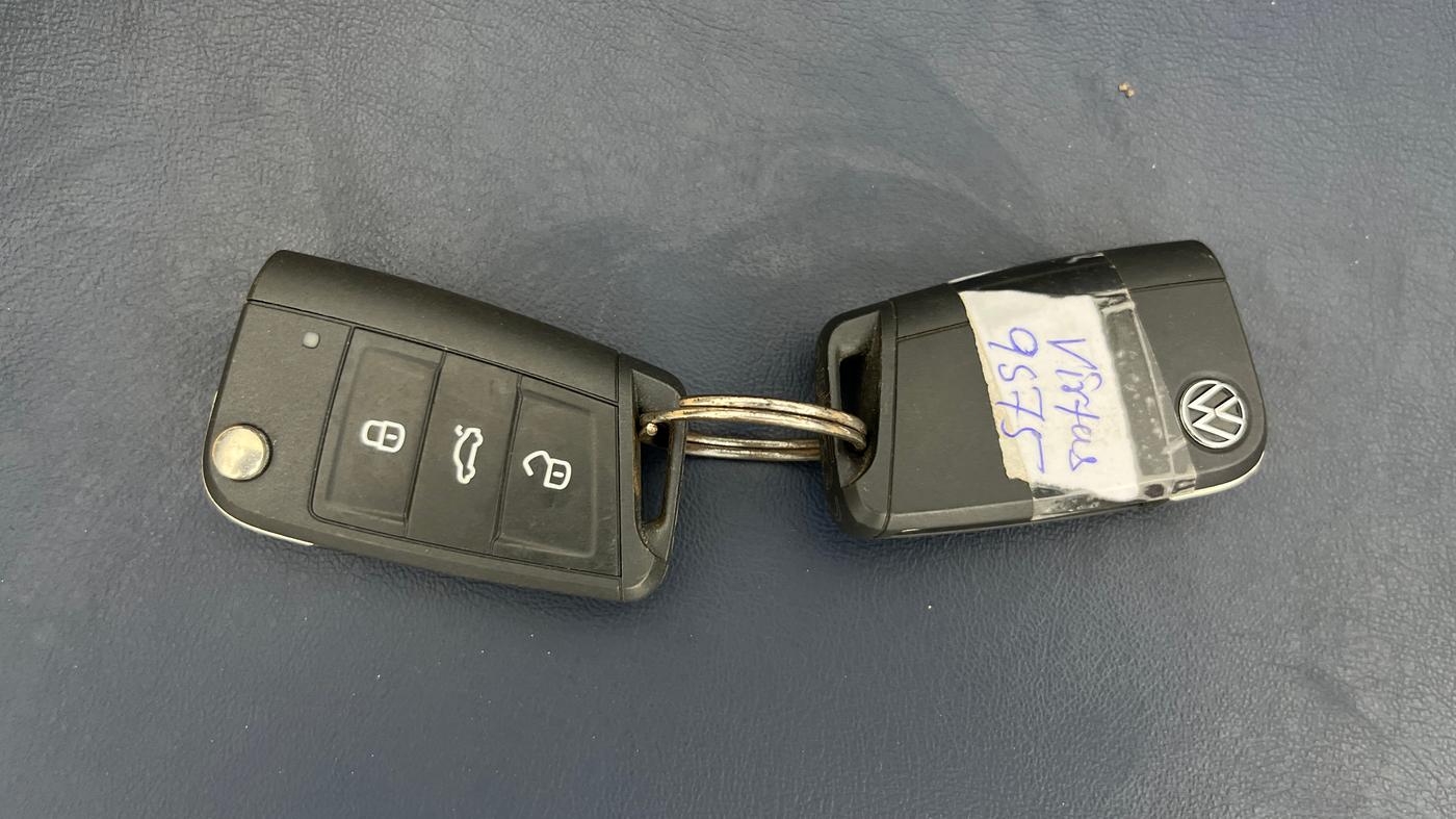 2023 Volkswagen VIRTUS GT PIUS 1.5 TSI, Petrol, Manual, 37,275 km, Key Close Up