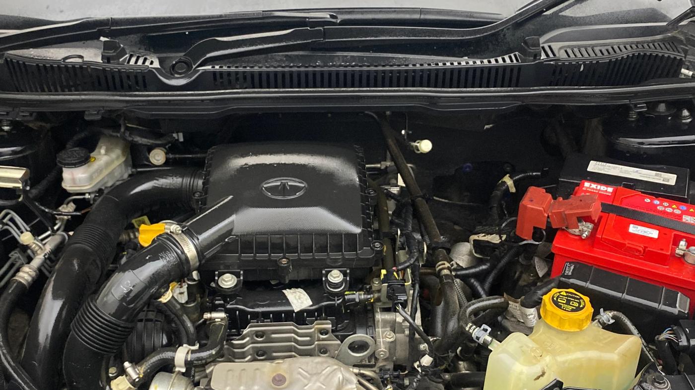 2023 Tata NEXON XZ PLUS LUX SUNROOF RED DARK PETROL, Petrol, Manual, 46,390 km, Engine View