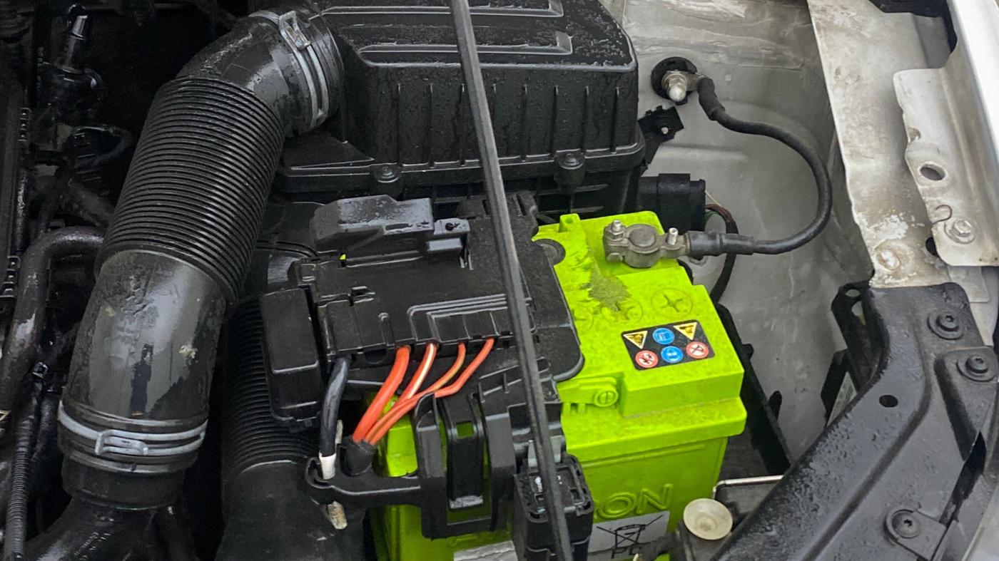 2019 Volkswagen Vento HIGHLINE PLUS 1.2 AT, Petrol, Automatic, 63,390 km, Engine View - Left