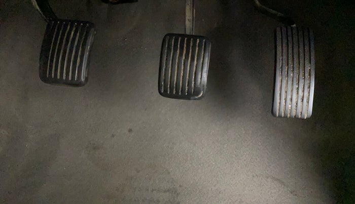 2014 Hyundai i10 SPORTZ 1.1, Petrol, Manual, 60,026 km, Pedals