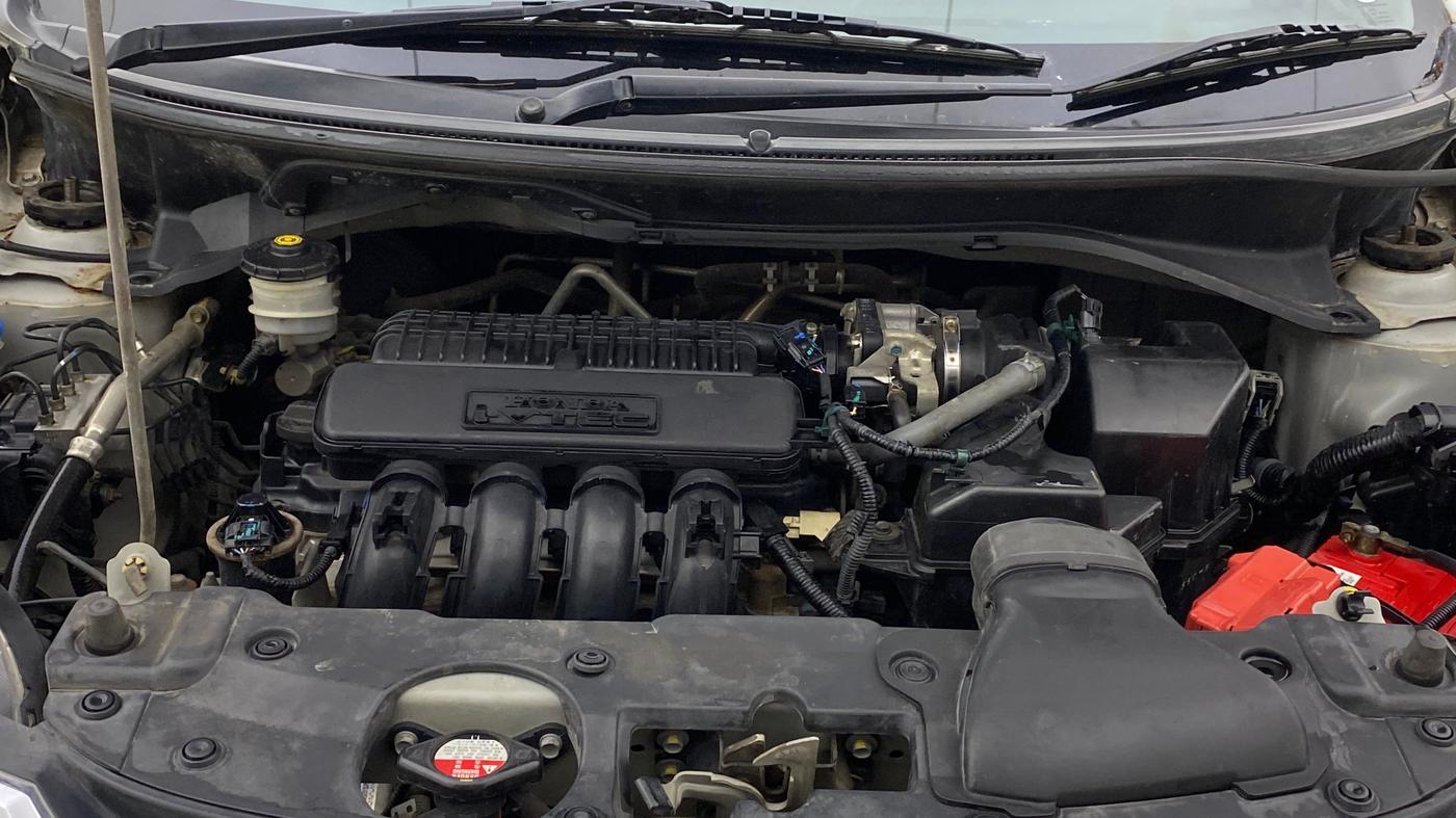 2017 Honda BR-V 1.5L I-VTEC V, Petrol, Manual, 1,07,116 km, Engine View