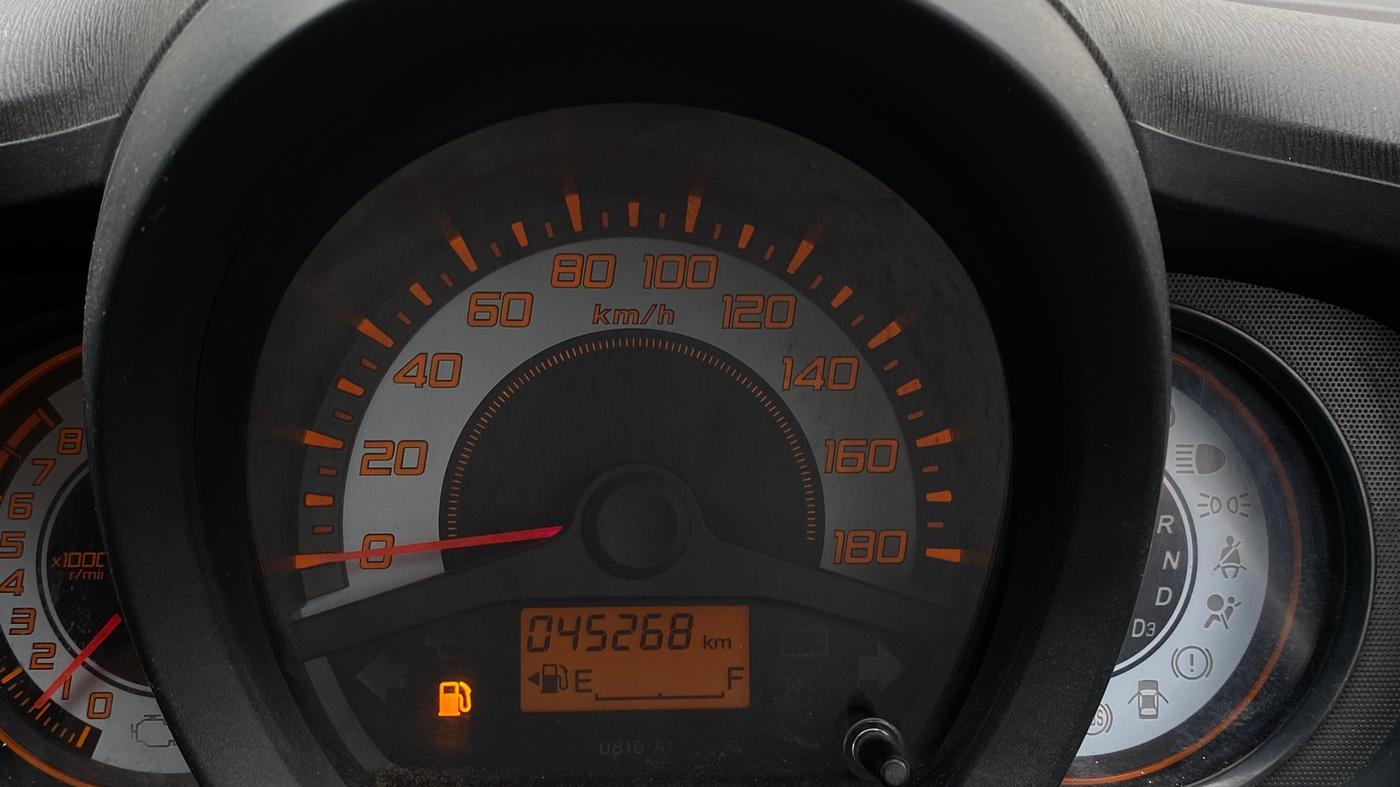 2014 Honda Brio VX AT, Petrol, Automatic, 45,258 km, Odometer Image