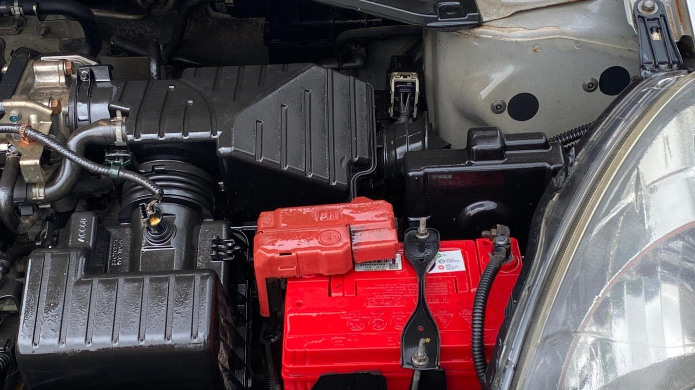 2014 Honda Brio VX AT, Petrol, Automatic, 45,258 km, Engine View - Left