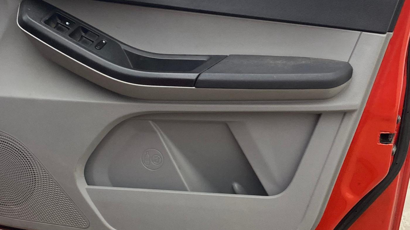 2021 Tata Tiago XT PETROL, Petrol, Manual, 55,665 km, Driver Side Door Panels Control