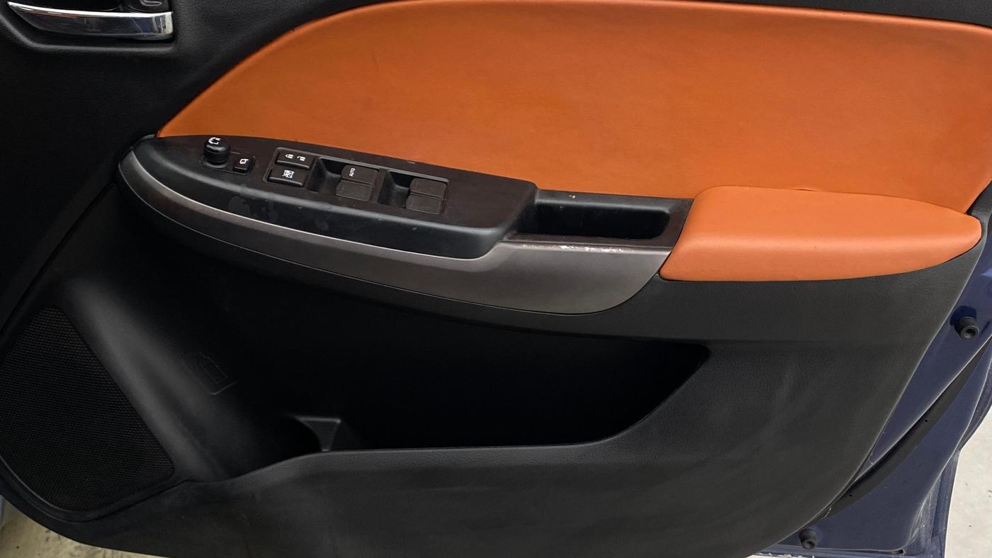 2021 Maruti Baleno ZETA PETROL 1.2, Petrol, Manual, 20,113 km, Driver Side Door Panels Control