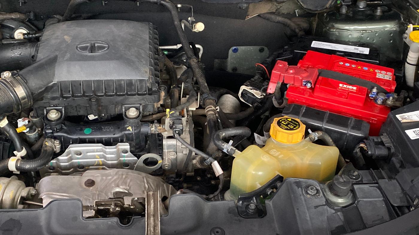2022 Tata NEXON XM PETROL, Petrol, Manual, 24,237 km, Engine View - Left