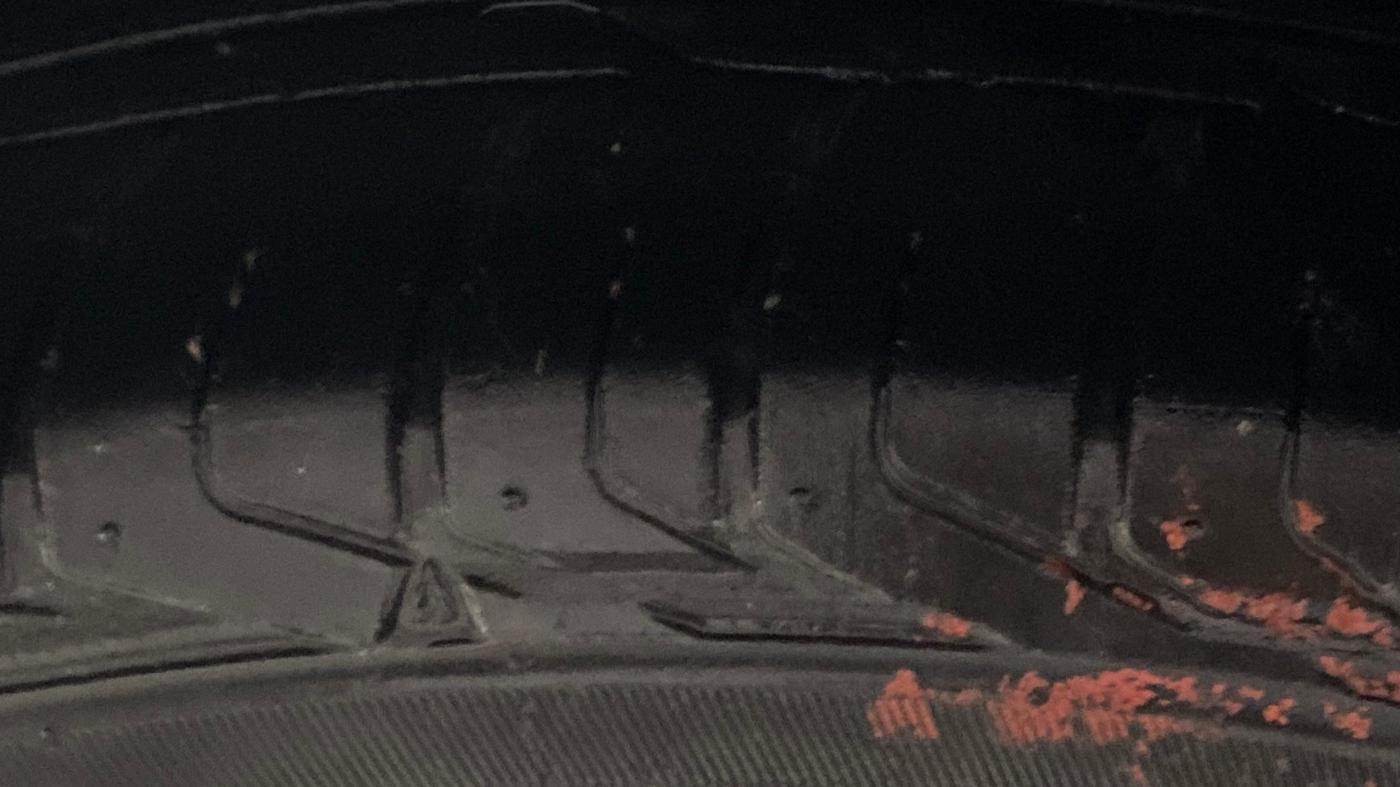 2022 Tata NEXON XM PETROL, Petrol, Manual, 24,237 km, Left Front Tyre Tread
