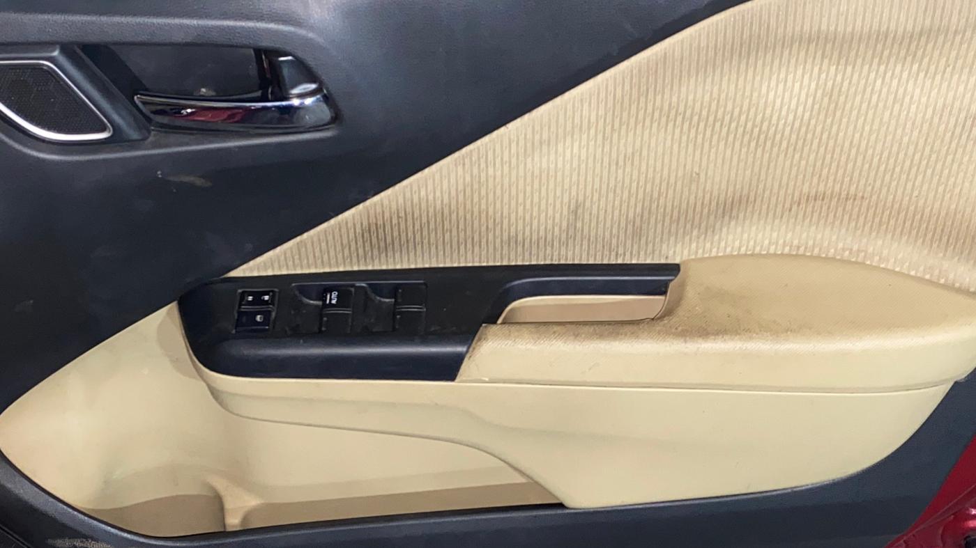2019 Honda City 1.5L I-DTEC VX, Diesel, Manual, 36,675 km, Driver Side Door Panels Control