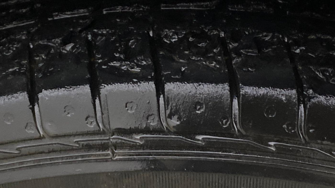 2020 MG HECTOR SHARP 1.5 DCT PETROL, Petrol, Automatic, 29,002 km, Right Front Tyre Tread