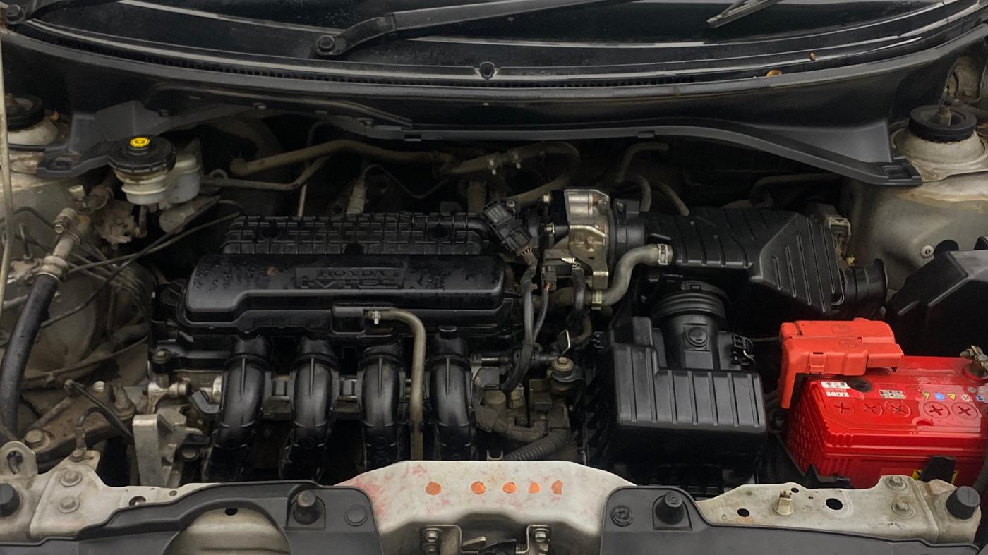 2017 Honda Amaze 1.2L I-VTEC S OPT, Petrol, Manual, 1,45,301 km, Engine View
