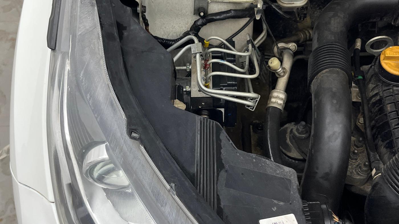 2021 Tata NEXON XZ PLUS PETROL DUAL TONE, Petrol, Manual, 38,282 km, Engine View - Right