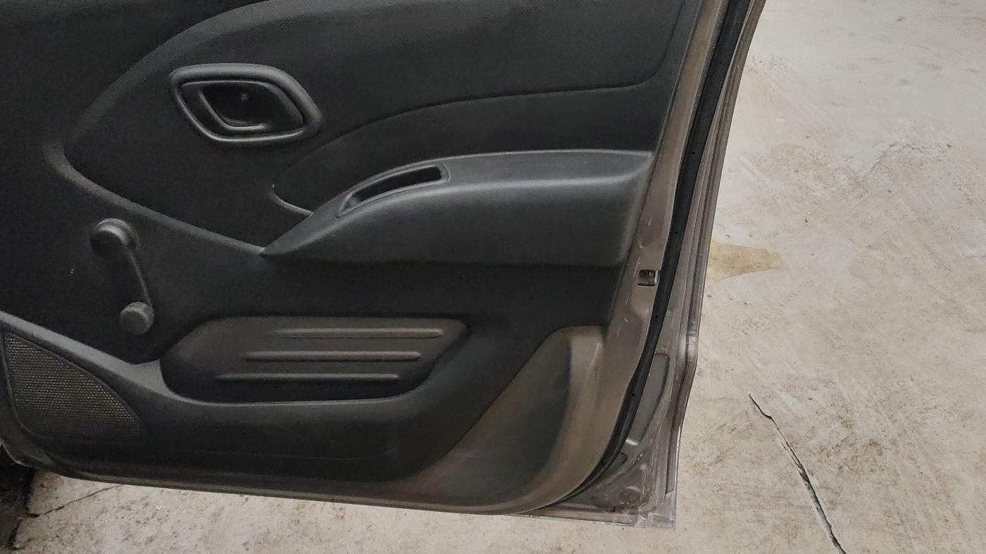 2018 Datsun Redi Go A, Petrol, Manual, 53,830 km, Driver Side Door Panels Control