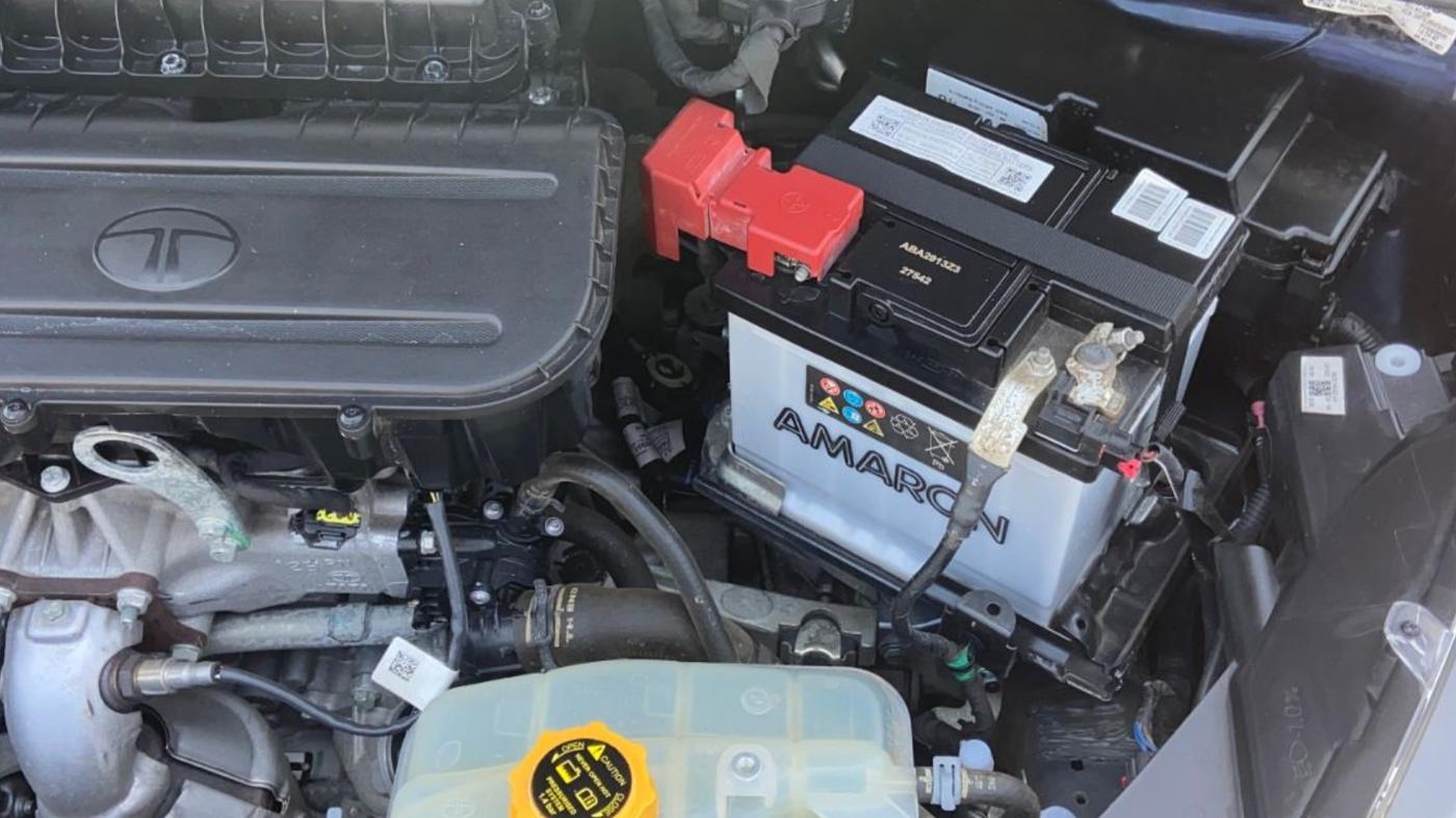 2025 Tata Tiago XM PETROL, Petrol, Manual, 12,894 km, Engine View - Left