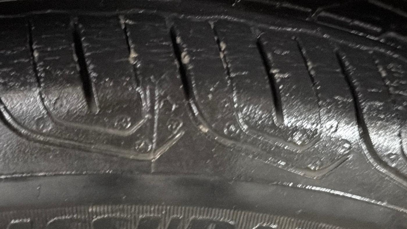 2021 Tata Tiago XTA PETROL, Petrol, Automatic, 49,476 km, Right Front Tyre Tread