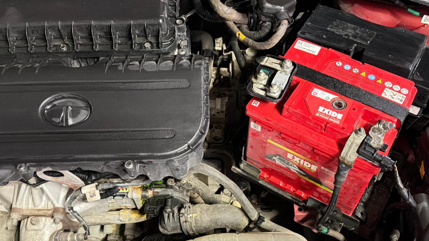 2021 Tata Tiago XTA PETROL, Petrol, Automatic, 49,476 km, Engine View - Left