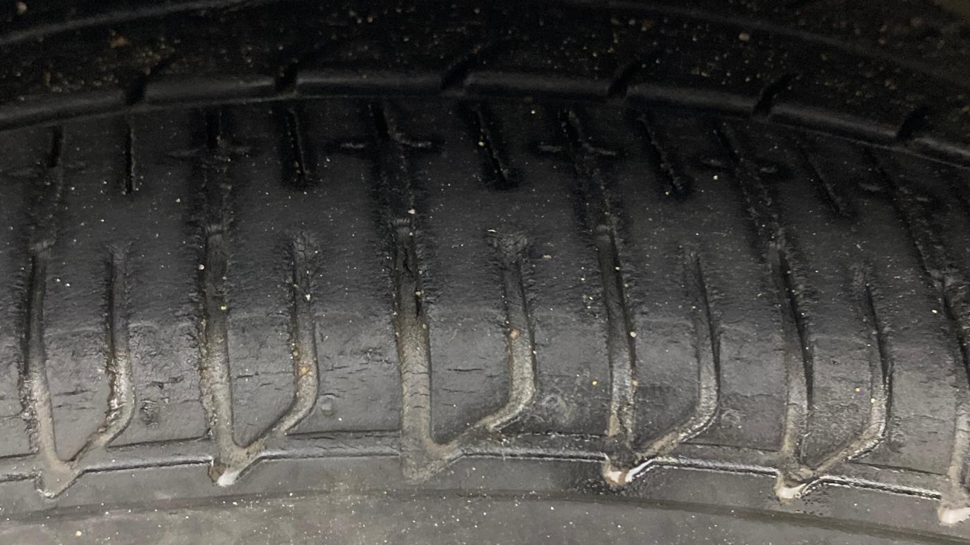 2019 Hyundai Verna 1.6 VTVT SX O, Petrol, Manual, 65,467 km, Left Front Tyre Tread