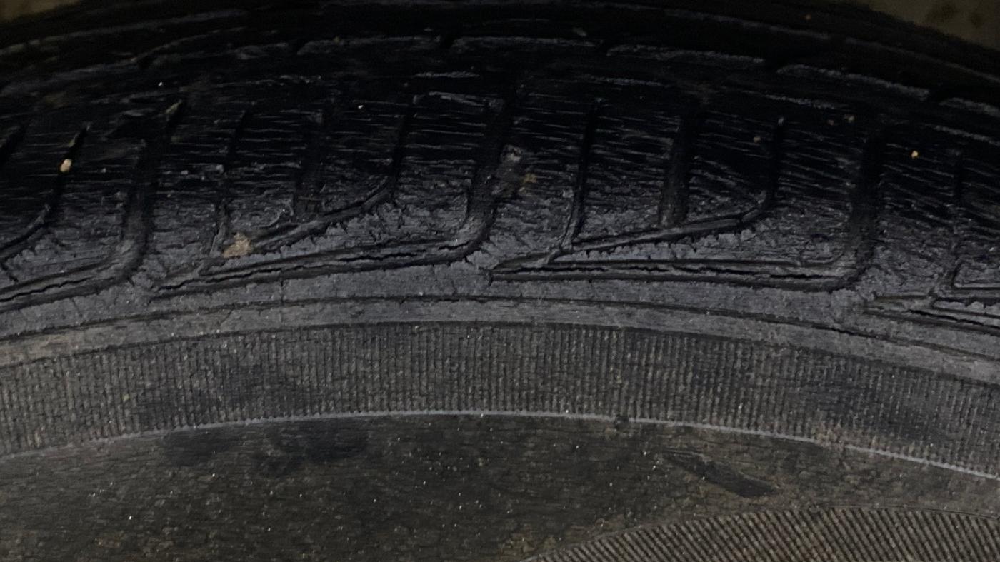 2015 Hyundai Eon MAGNA +, Petrol, Manual, 56,581 km, Left Rear Tyre Tread