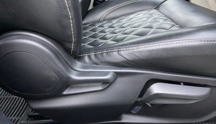 2020 Tata NEXON XZ PLUS PETROL, Petrol, Manual, 42,871 km, Driver Side Adjustment Panel