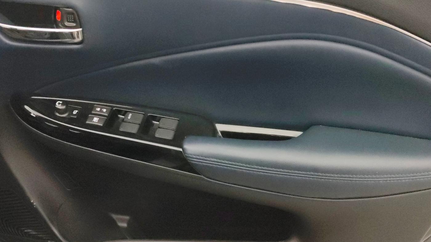 2024 Maruti Baleno ZETA 1.2 AGS, Petrol, Automatic, 9,613 km, Driver Side Door Panels Control