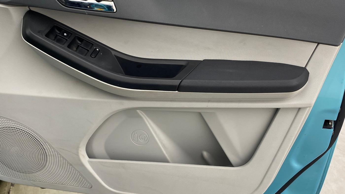 2025 Tata Tiago XZ PLUS PETROL, Petrol, Manual, 4,649 km, Driver Side Door Panels Control