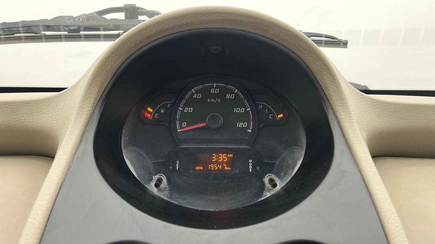 2015 Tata Nano TWIST XT, Petrol, Manual, 19,546 km, Odometer Image