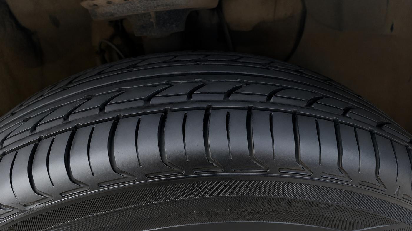 2018 Hyundai Elite i20 ASTA 1.2  CVT, Petrol, Automatic, 53,986 km, Left Front Tyre Tread
