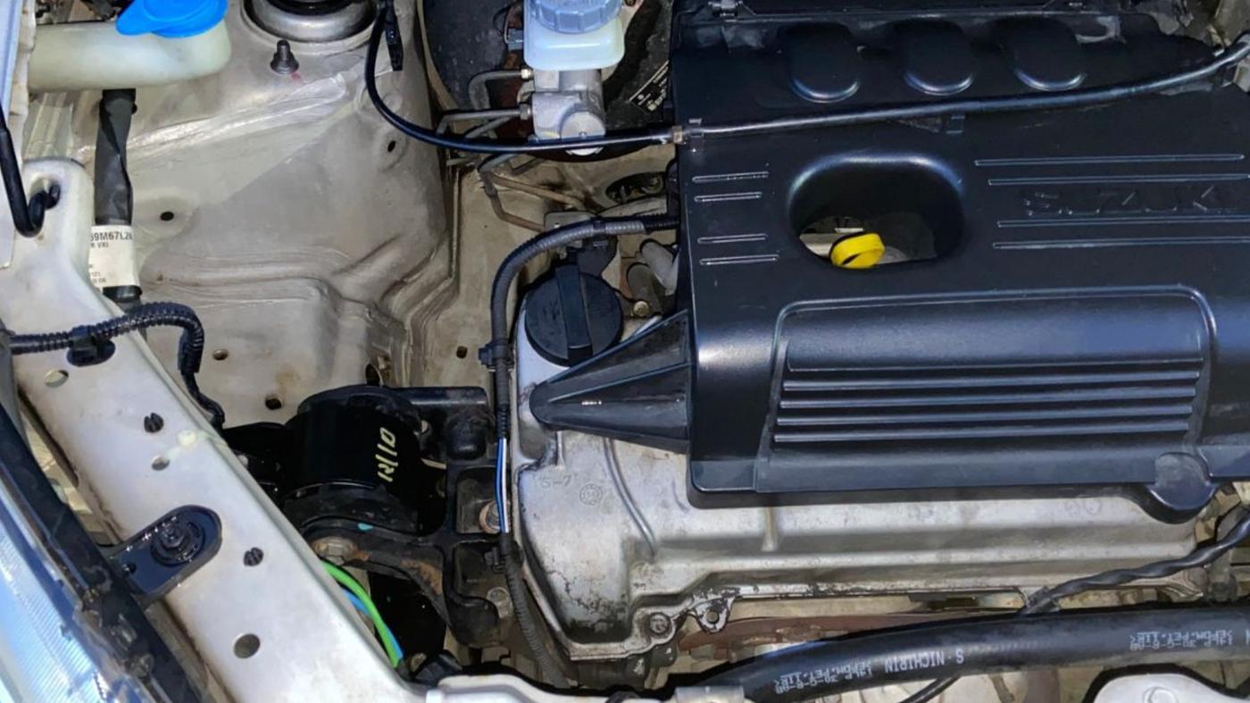 2014 Maruti Wagon R 1.0 VXI, Petrol, Manual, 97,625 km, Engine View - Right
