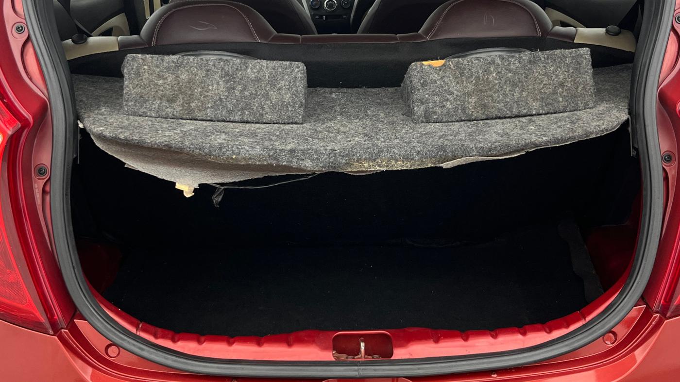 2013 Hyundai Eon ERA +, Petrol, Manual, 53,916 km, Boot Inside