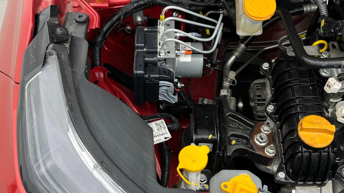 2025 Tata PUNCH Adventure (S), Petrol, Manual, 5,920 km, Engine View - Right