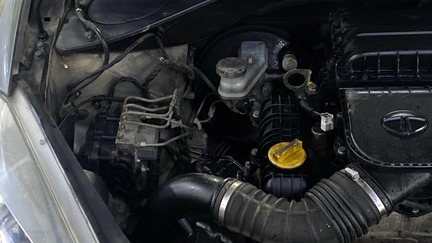 2019 Tata Tiago XT PETROL, Petrol, Manual, 72,436 km, Engine View - Right
