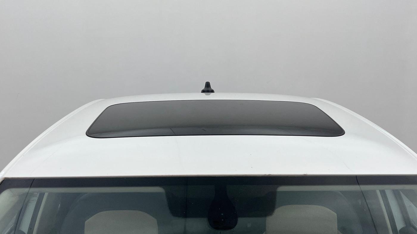 2022 Volkswagen VIRTUS TOPLINE TSI 1.0 AT, Petrol, Automatic, 92,418 km, Moonroof/ Sunroof