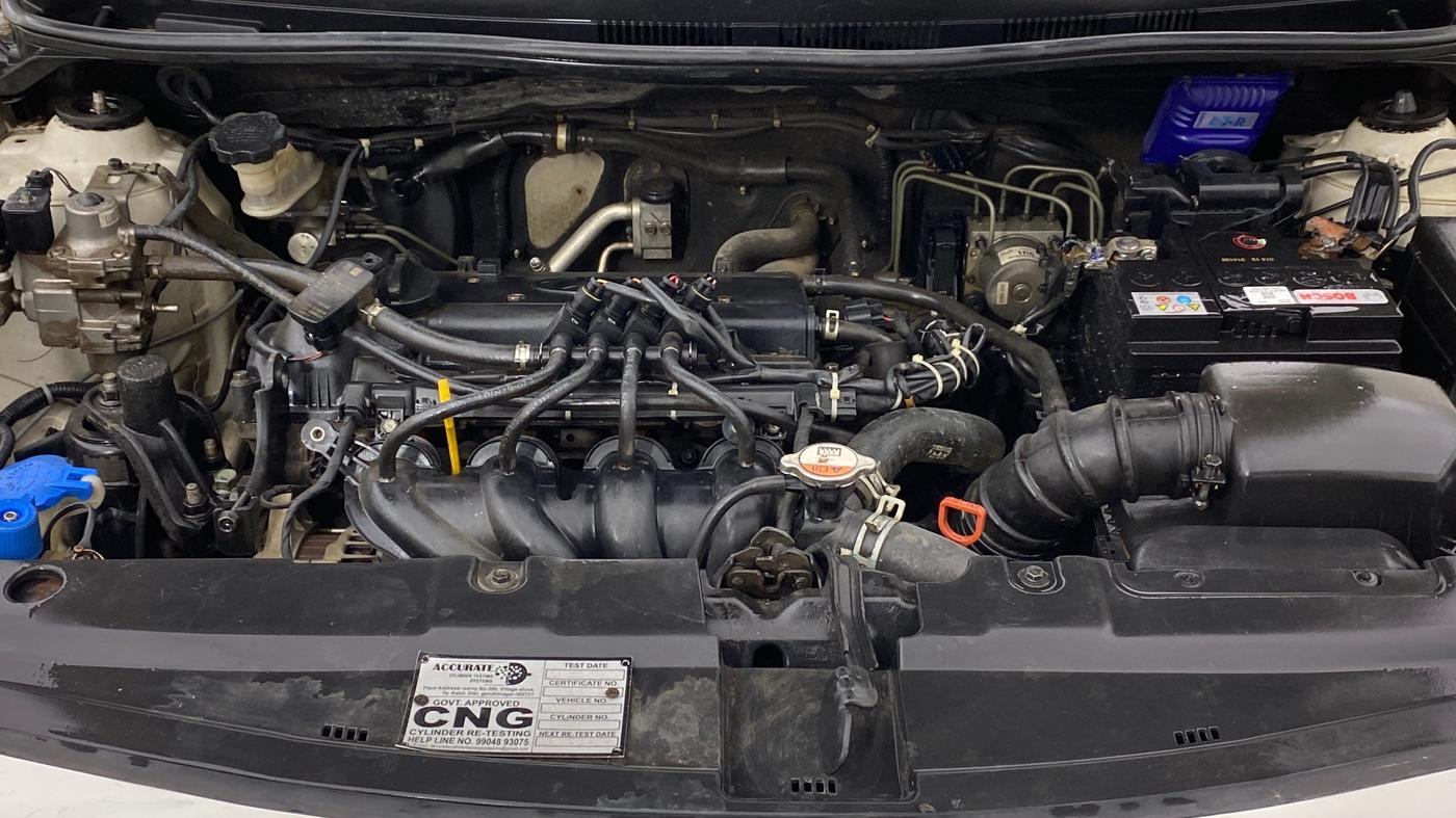 2016 Hyundai Verna 1.6 VTVT SX AT, CNG, Automatic, 77,571 km, Engine View