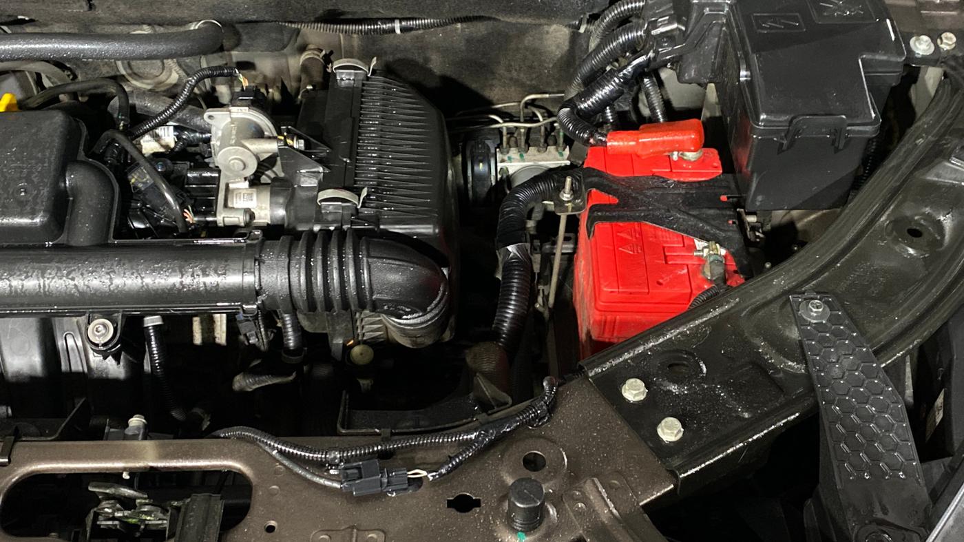 2022 Nissan MAGNITE XV MT, Petrol, Manual, 13,121 km, Engine View - Left