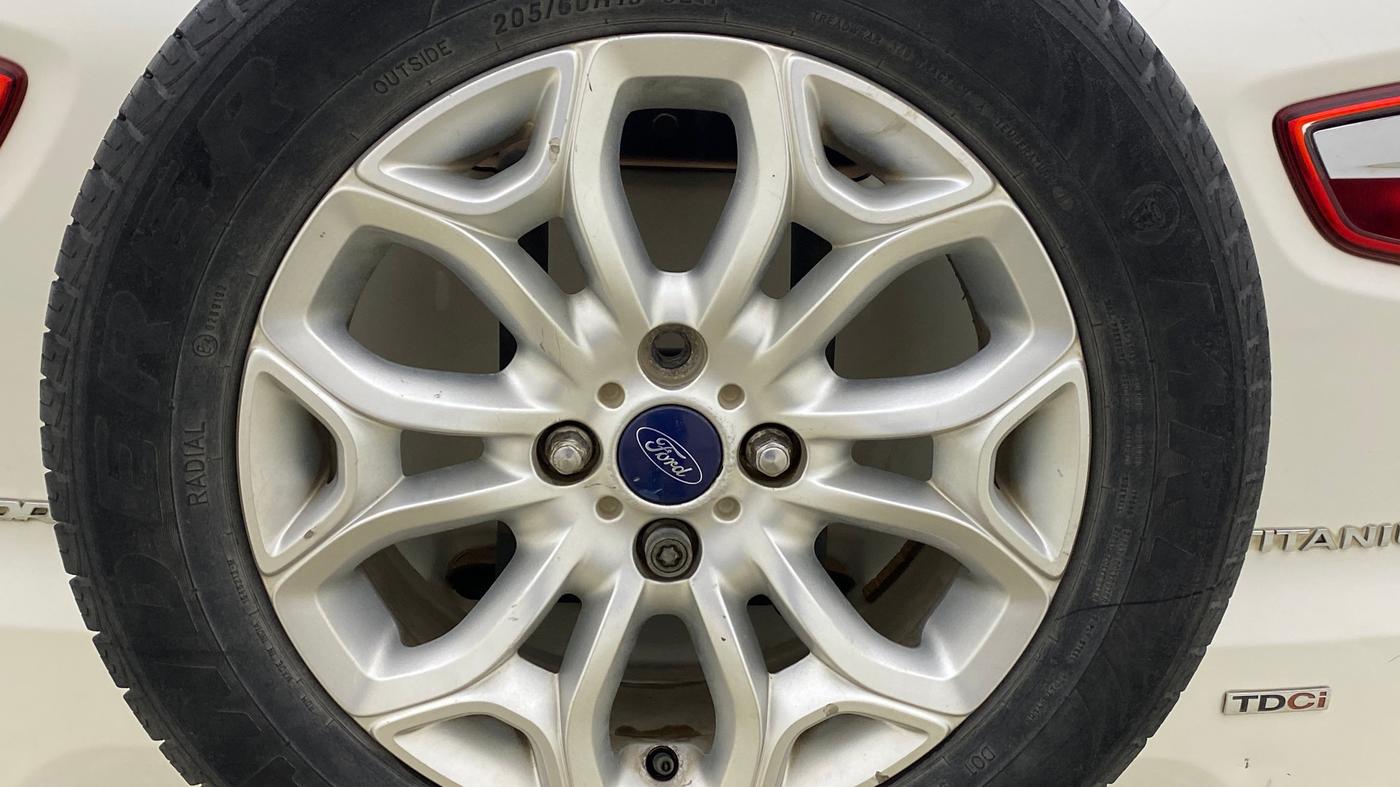 2014 Ford Ecosport TITANIUM 1.5L DIESEL, Diesel, Manual, 1,09,757 km, Spare Tyre