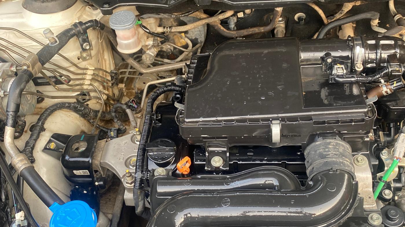 2022 Maruti BREZZA ZXI SMART HYBRID , Petrol, Manual, 1,38,156 km, Engine View - Right