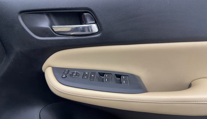 2020 Honda City 1.5L I-VTEC ZX, Petrol, Manual, 50,722 km, Driver Side Door Panels Control