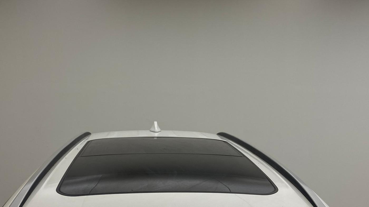 2021 Hyundai ALCAZAR PLATINUM(O) 6STR 1.5 AT, Diesel, Automatic, 1,04,677 km, Moonroof/ Sunroof