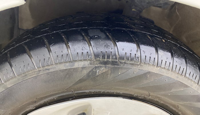 2021 Maruti Celerio VXI AMT, Petrol, Automatic, 61,913 km, Left Front Tyre Tread