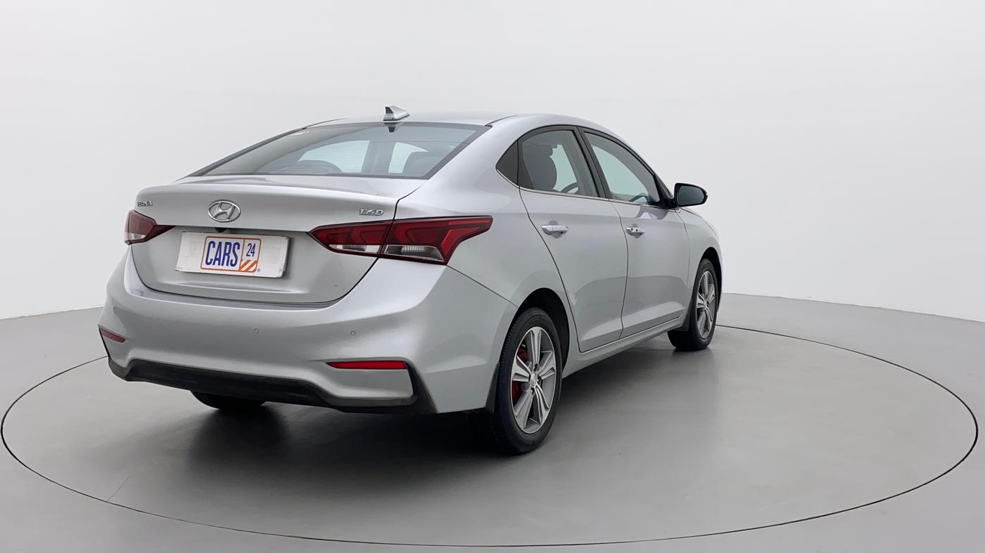 2018 Hyundai Verna 1.6 SX (O) CRDI MT, Diesel, Manual, 74,587 km, Right Back Diagonal