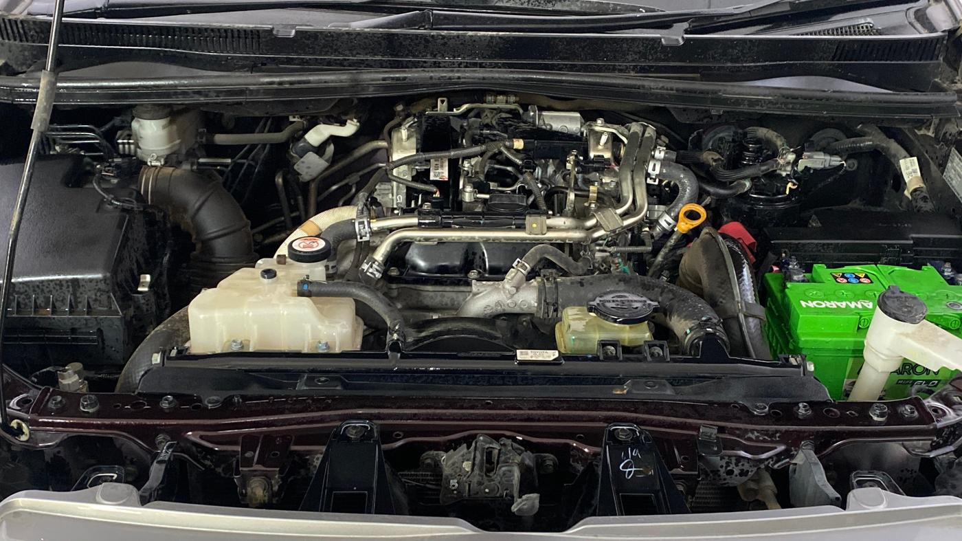 2018 Toyota Innova Crysta 2.4 VX 7 STR, Diesel, Manual, 37,949 km, Engine View
